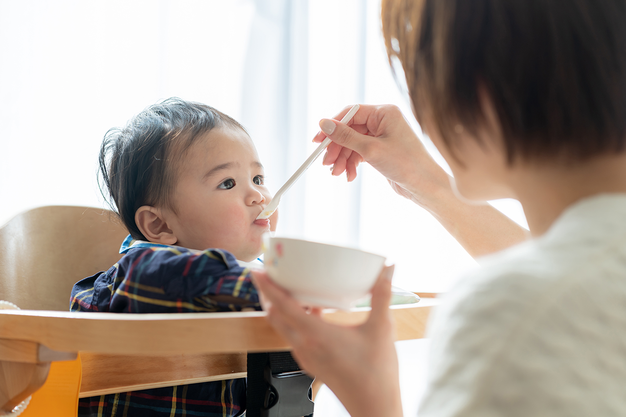 乳食 いつから